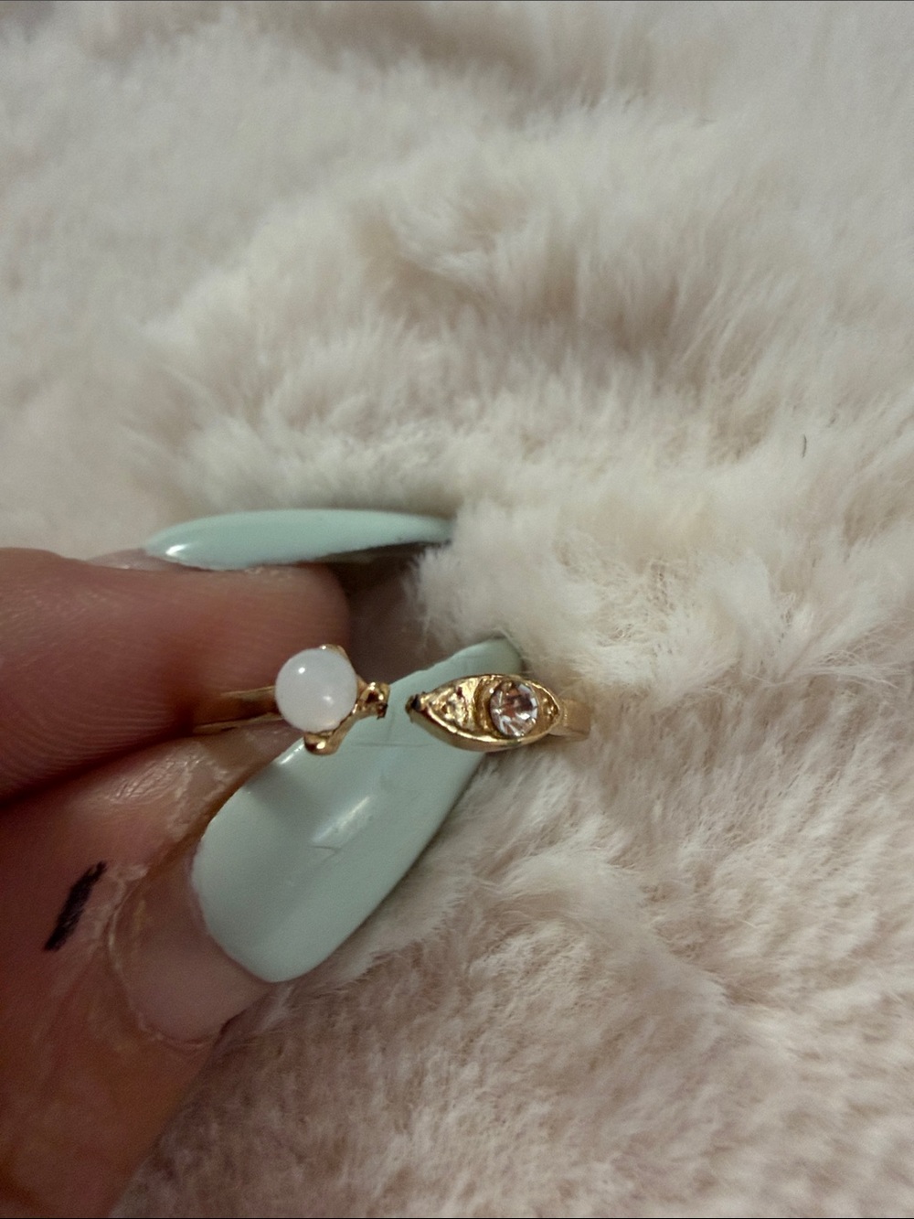 3/30$ Gold tone stacking rings - Picture 6 of 10